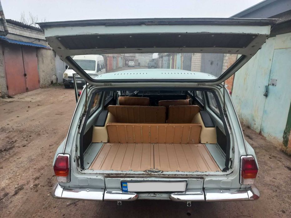 Газ 2402 Волга Универсал фургон оригинал Gaz Volga родная краска