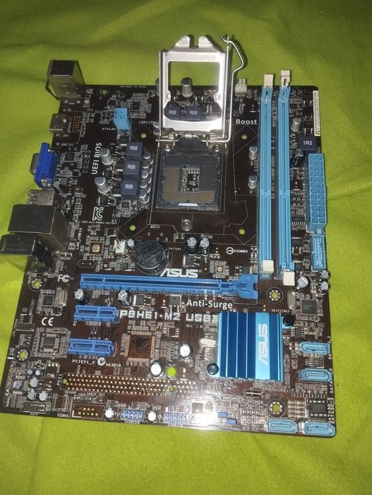 Motherboard asus P8H61 - M2 usb3 a funcionar em bom estado