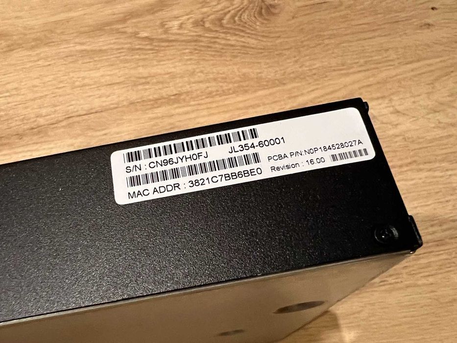 Aruba HP 2540 JL354A 24x1 Gigabit 4x10GbE SFP+ Ports L2 1U Switch