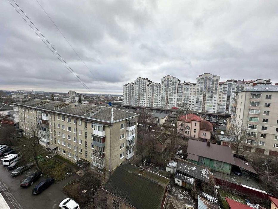 Центр! Здана квартира, 74.5 м2 на 7 поверсі , сирець.