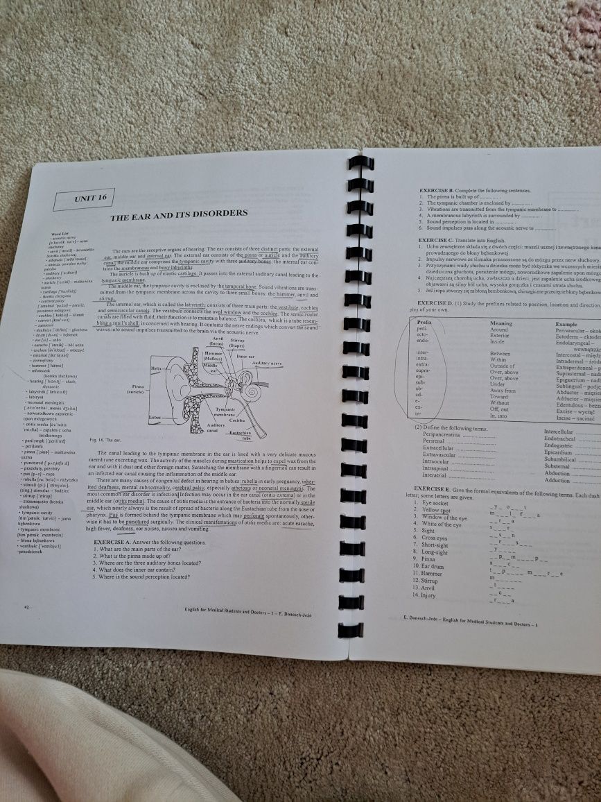 ENGLISH for medical students and doctors 1 i 2  (angielski studia)