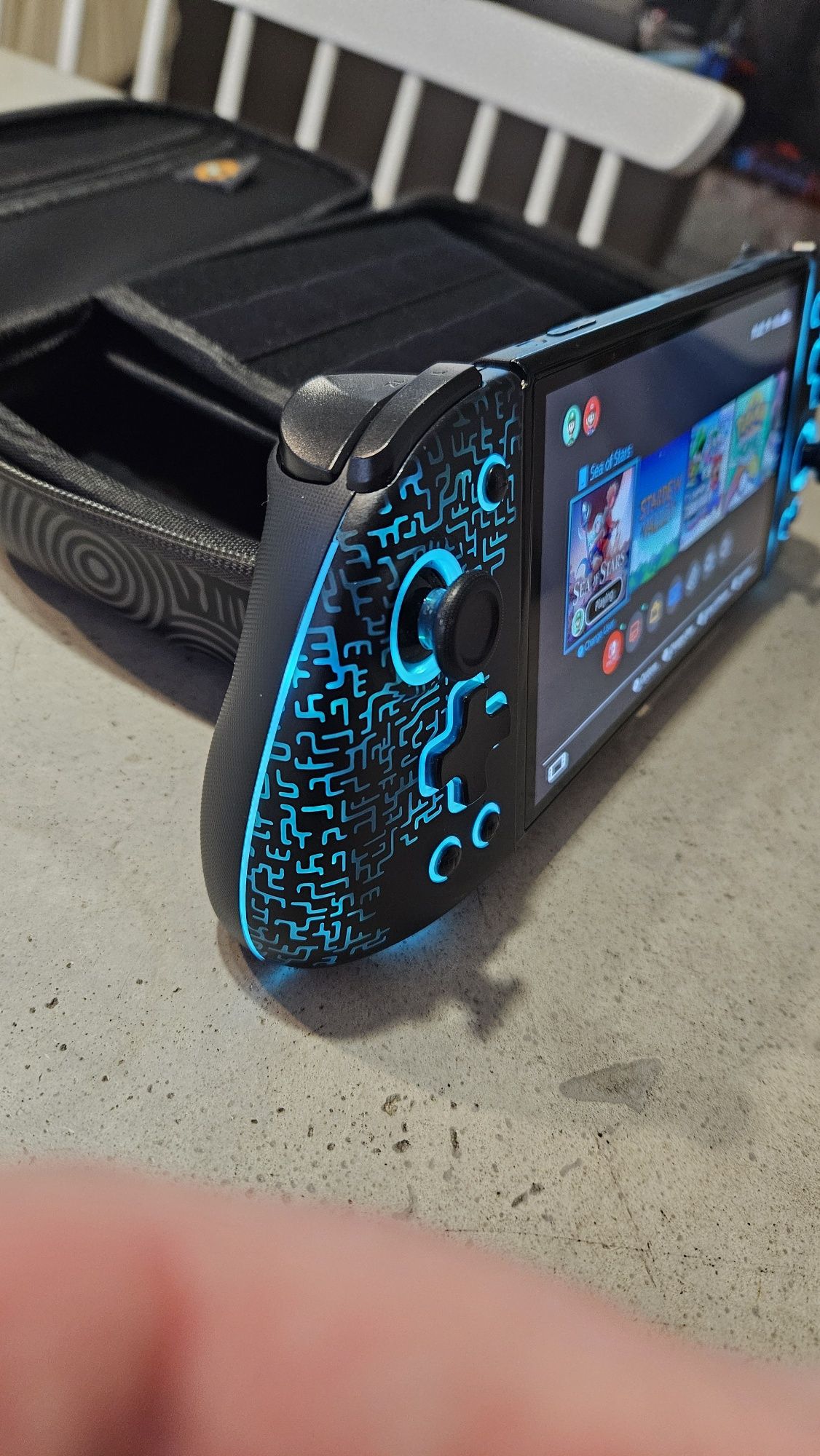 FUNLAB JOY-CON Zonaite Black Switch + Case ZELDA