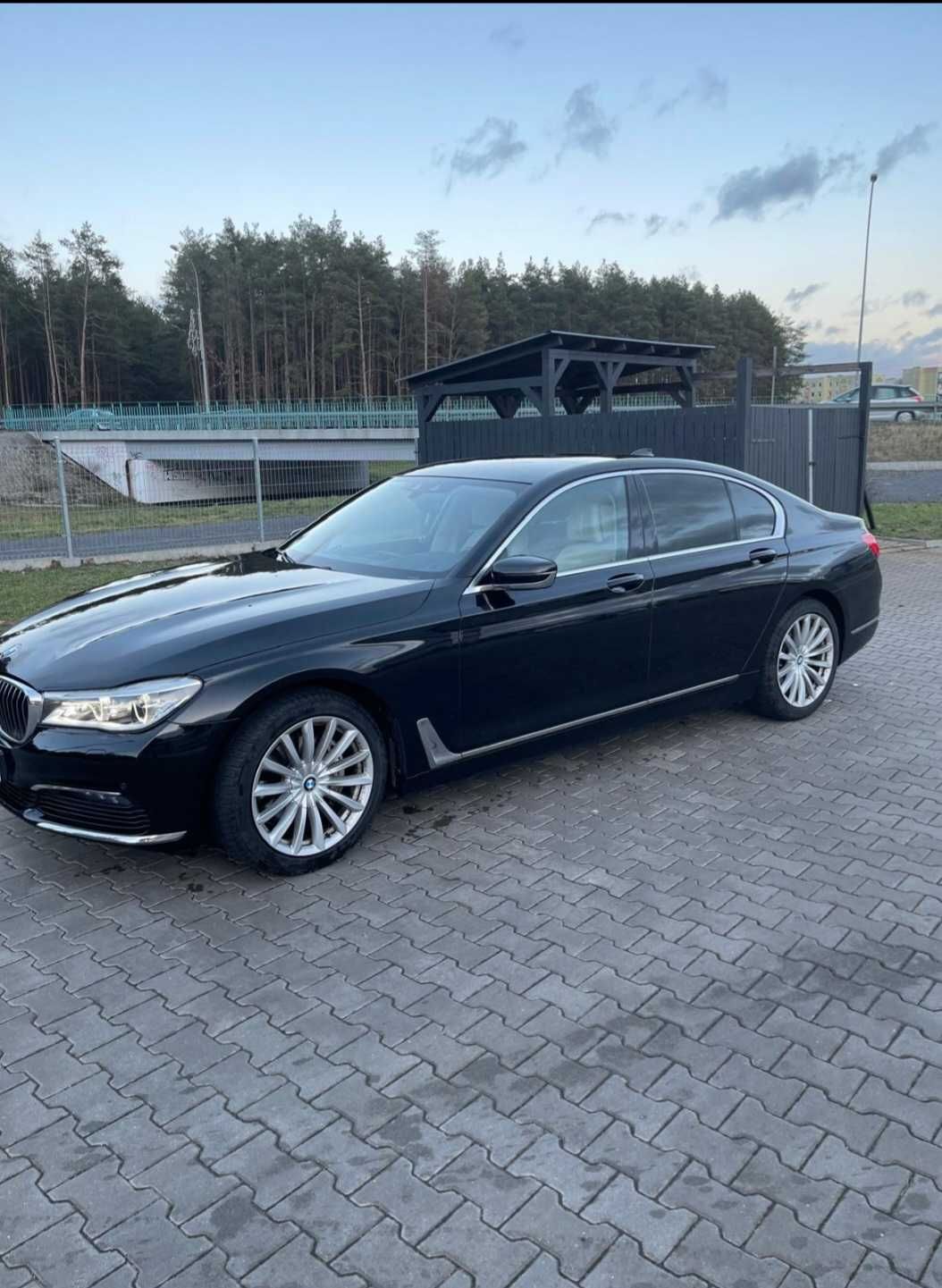 BMW 730 X-Drive Diesel. Bezwypadkowy. Salon Polska. Serwisowany!