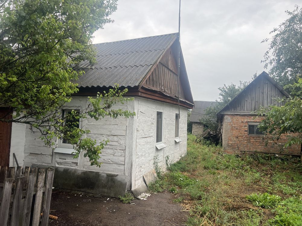 Продаж будинку в селі Лука