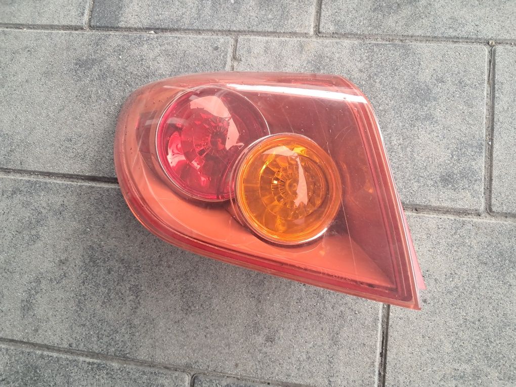 Lampa tył tylna lewa kierowcy Mazda 3 BK rok 2003 Wersja hatchback