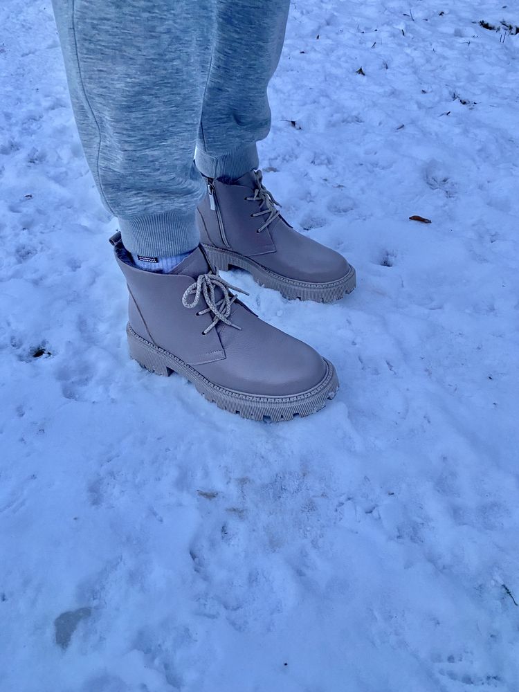 Зимние кожаные ботинки на ногу 25 см