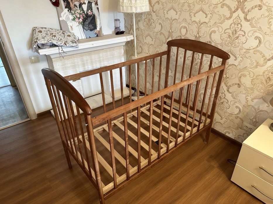 Продам дитяче ліжко та матрас