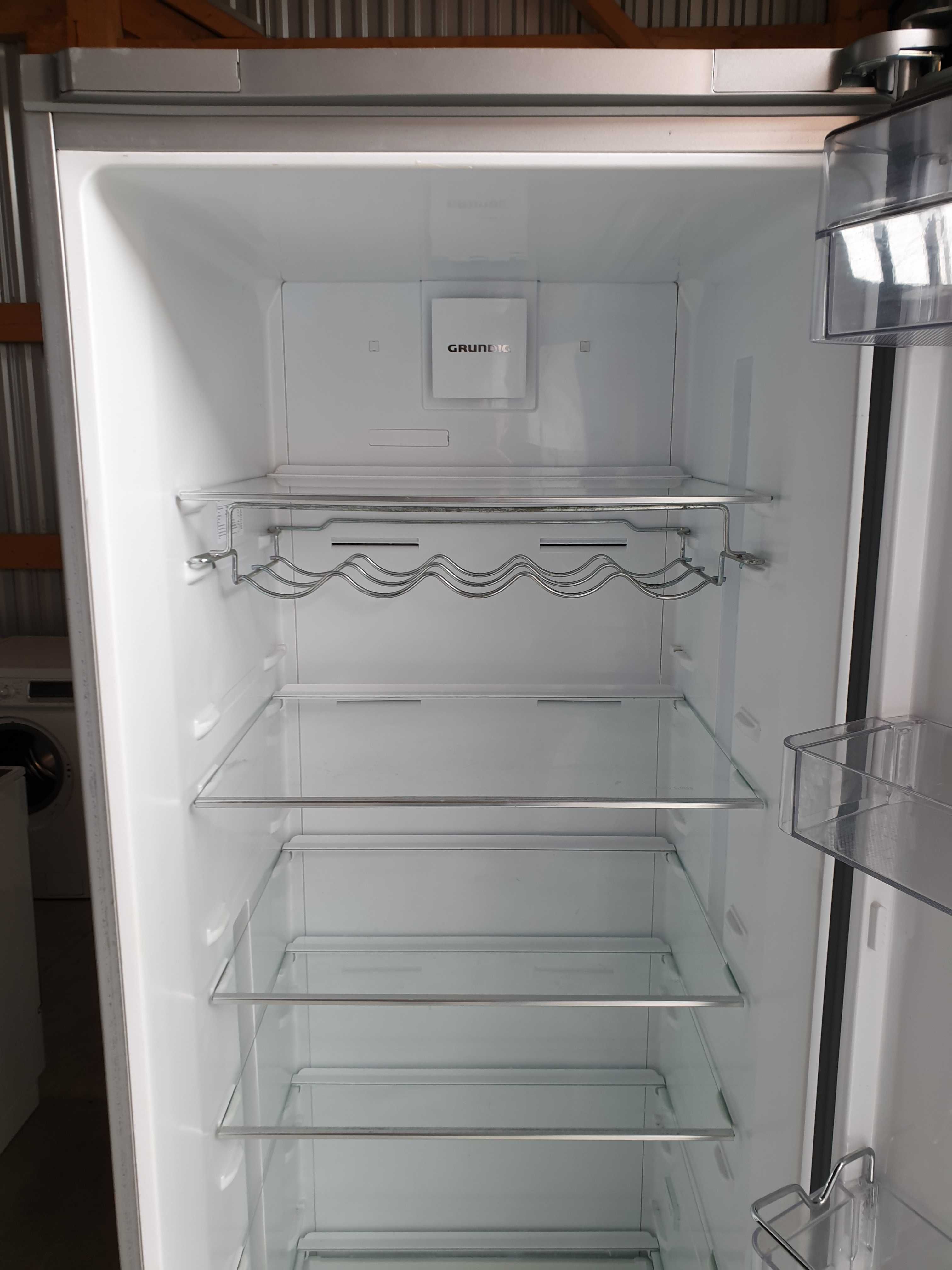 Холодильник GRUNDIG 185 cm Neo Frost / GSN 10724 X