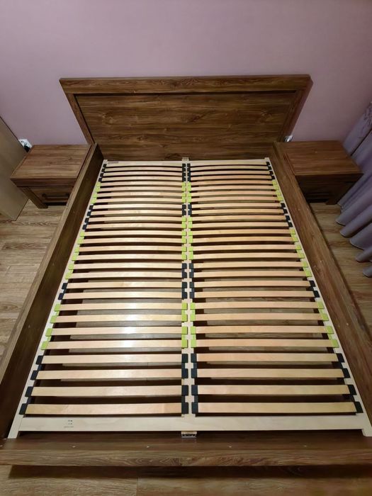 Sprzedam łóżko Black Red White – seria GENT + stoliki nocne