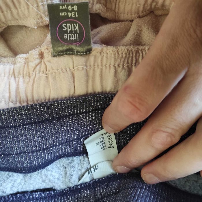 Spodnie dresowe dla dziewczynki 128 i 134 HM, pepco