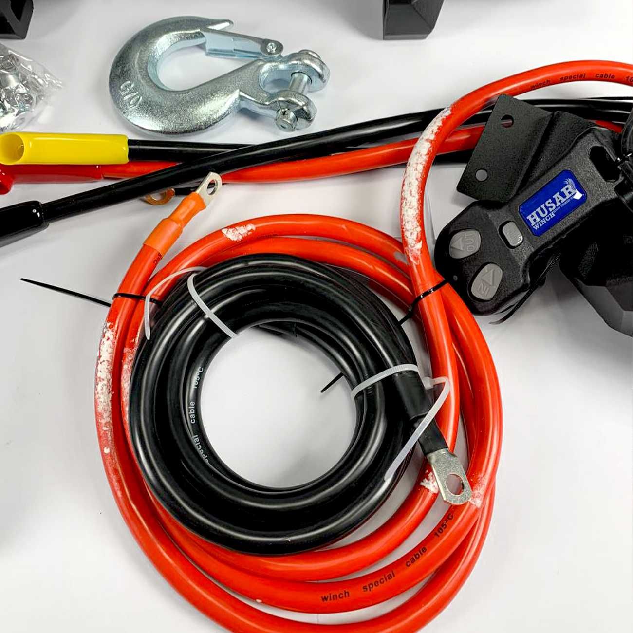 Оригінальна електрична лебідка 5,5т 12В трос 25м Husar Winch (Польша)