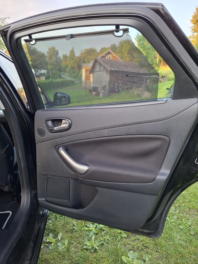 Ford Mondeo mk4 2.0TDCI 140 km Niski Przebieg Klimatyzacja Godny Uwagi