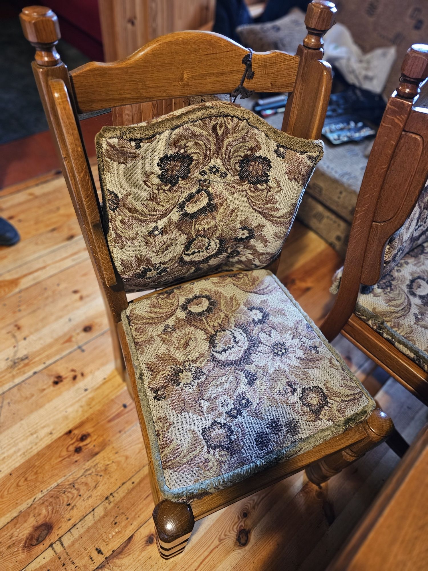 Solidny stół holenderski z krzesłami TANIO