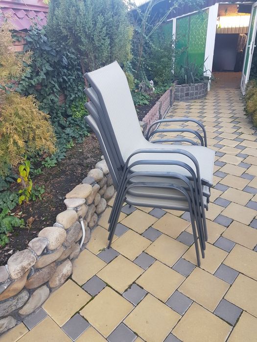 Продам Стільці садові