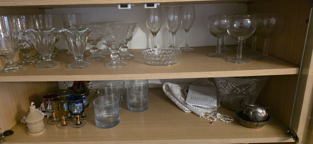 Kryształy porcelana szkło z prl