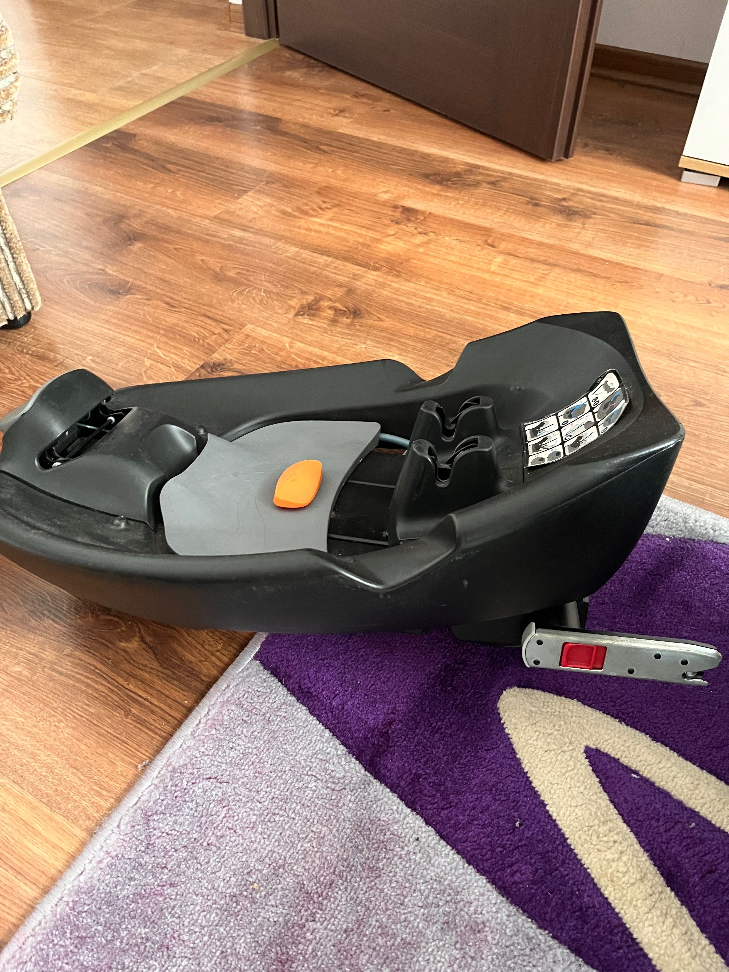 Cybex aton 5 z bazą