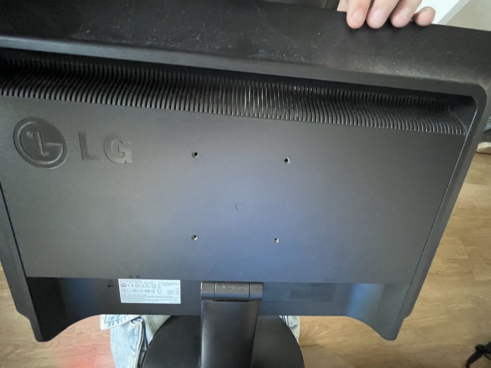 Monitor LG flatron W2234S
