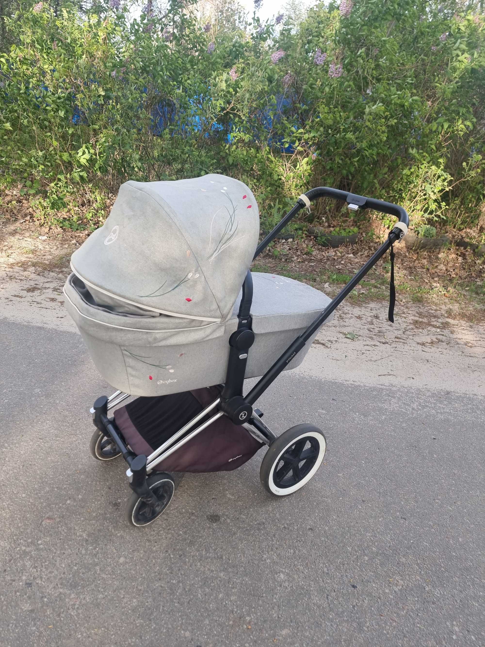 Коляска Cybex Priam Koi люлька з шассі
