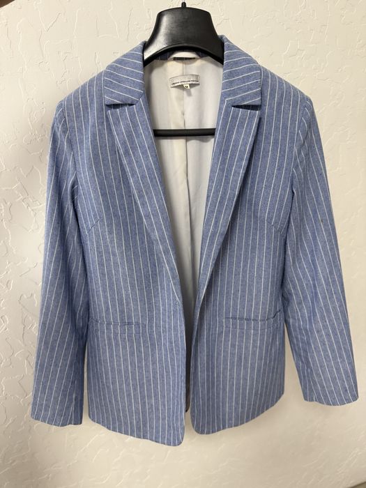 Блакитний лляний жакет бренд Pink