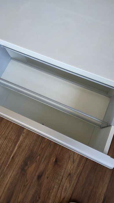 Besta burs Szafka pod TV, biały połysk