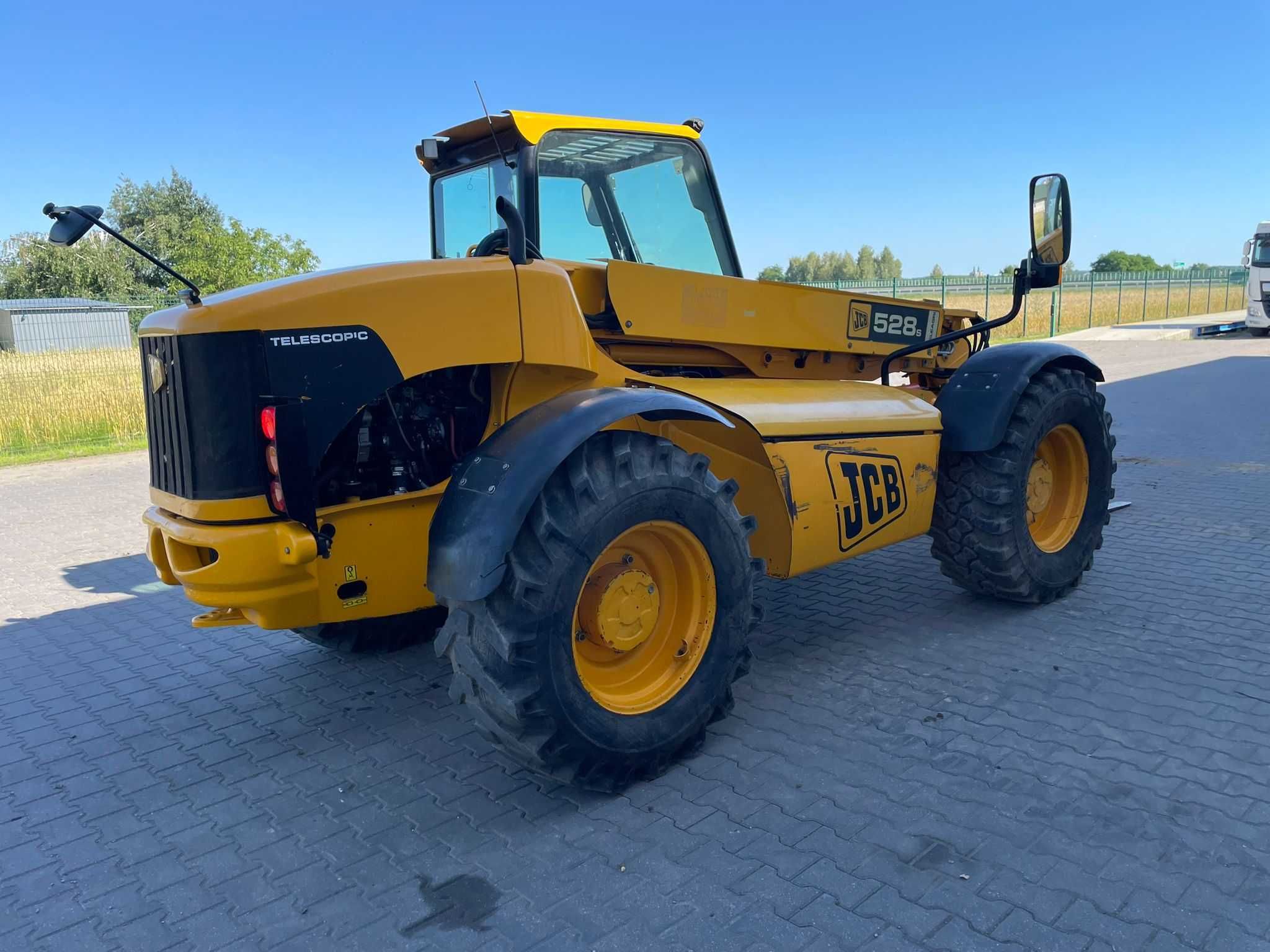 JCB 528- 70 Teleagri 7m