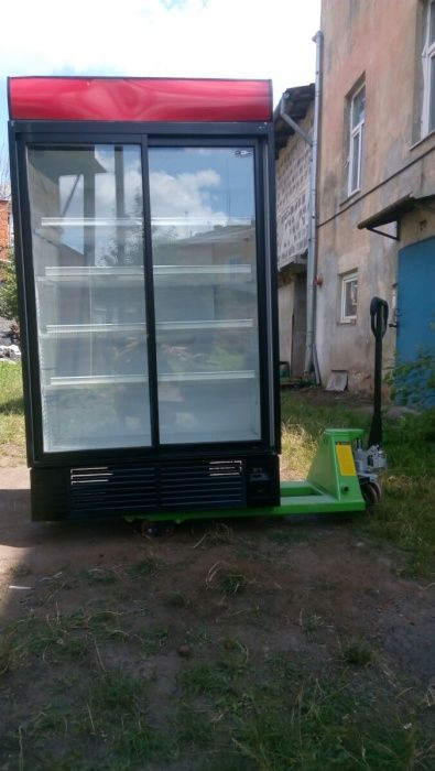 Холодильна вітрина.шафа вітрини холодильні витрина холодильная шкаф