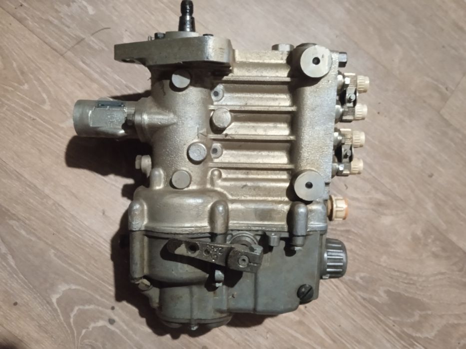 Насос топливный высокого давления