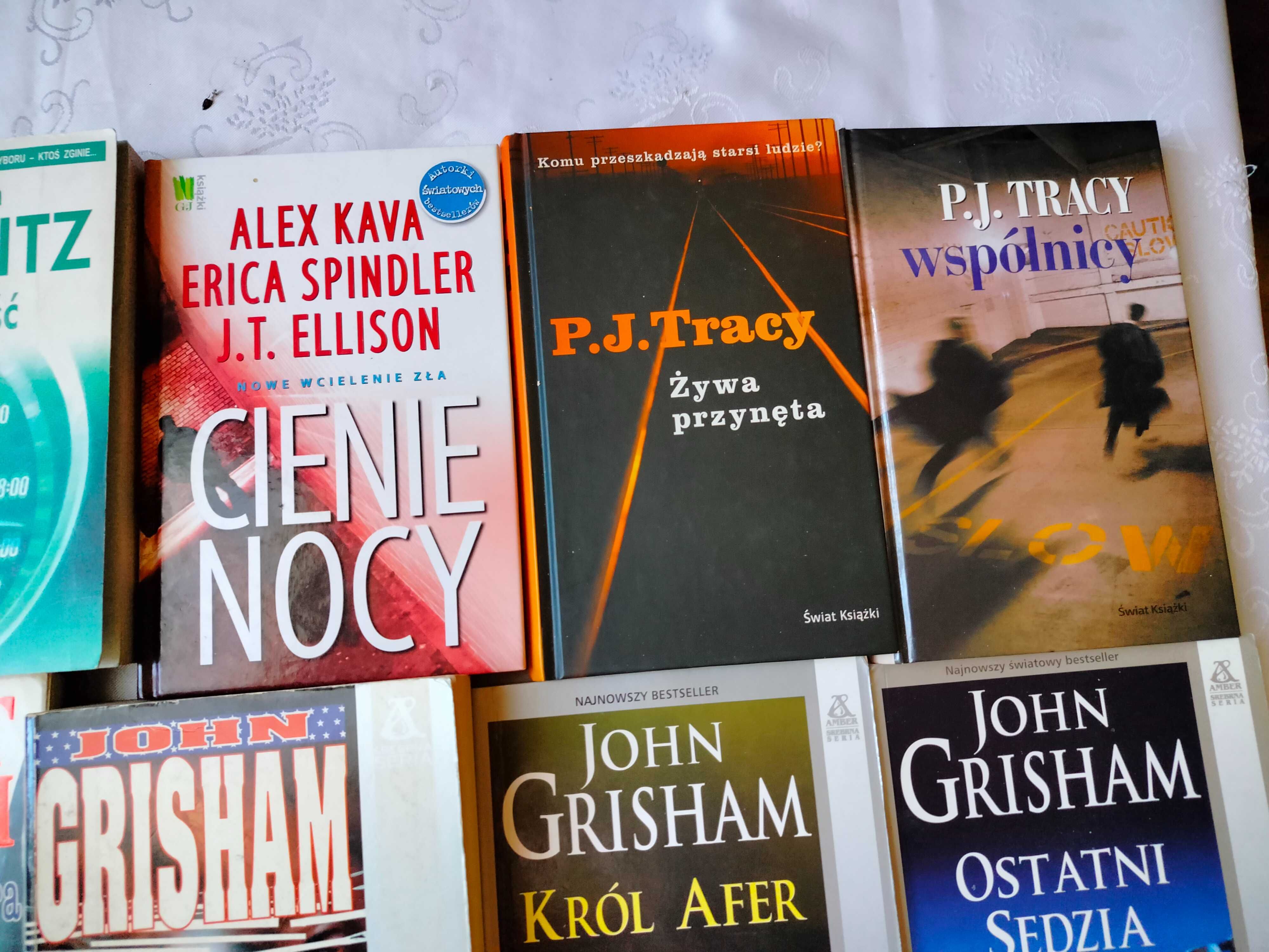 Frederick Forsyth, Koontz, Kava, Tracy,Lincoln Child,Ludlum,Grisham