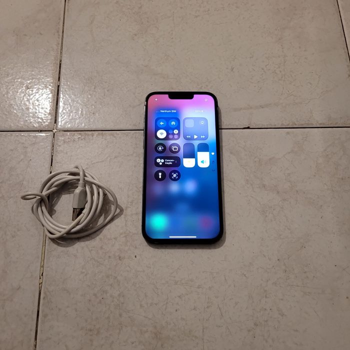 Iphone 12 {Carregador}
