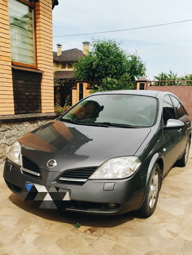 Автомобіль nissan primera