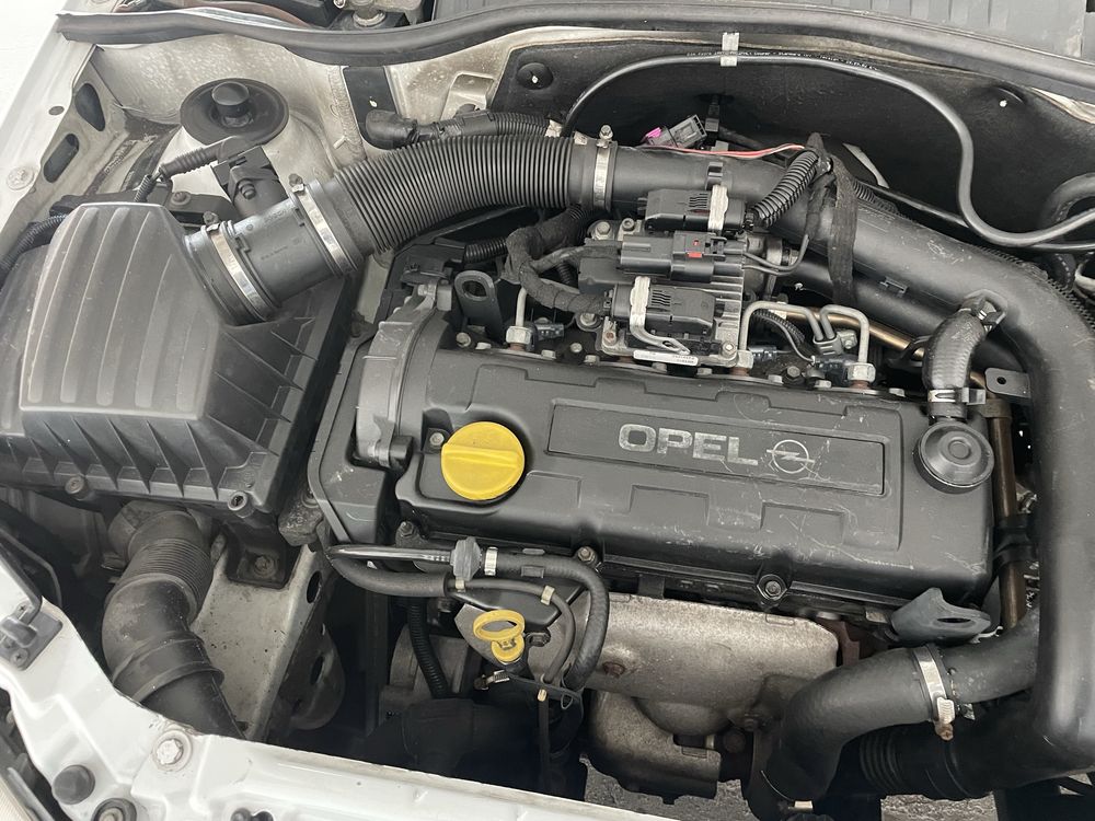 Opel corsa 1.7 di motor izuzu