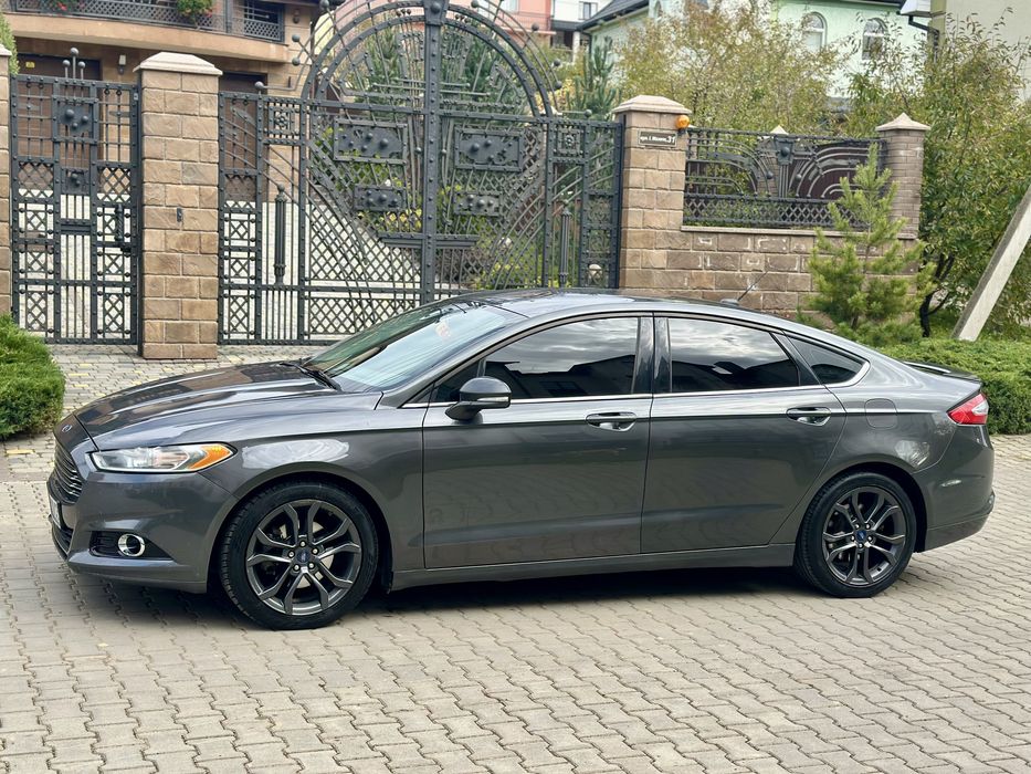 Продам FORD FUSION 2015 рік,2.5 ГБО,Автомат.