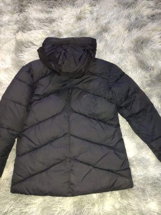 Продам мега теплый пуховик Nike