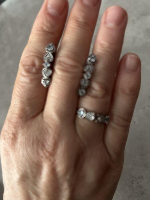 Набор из серебра со вставками из камней