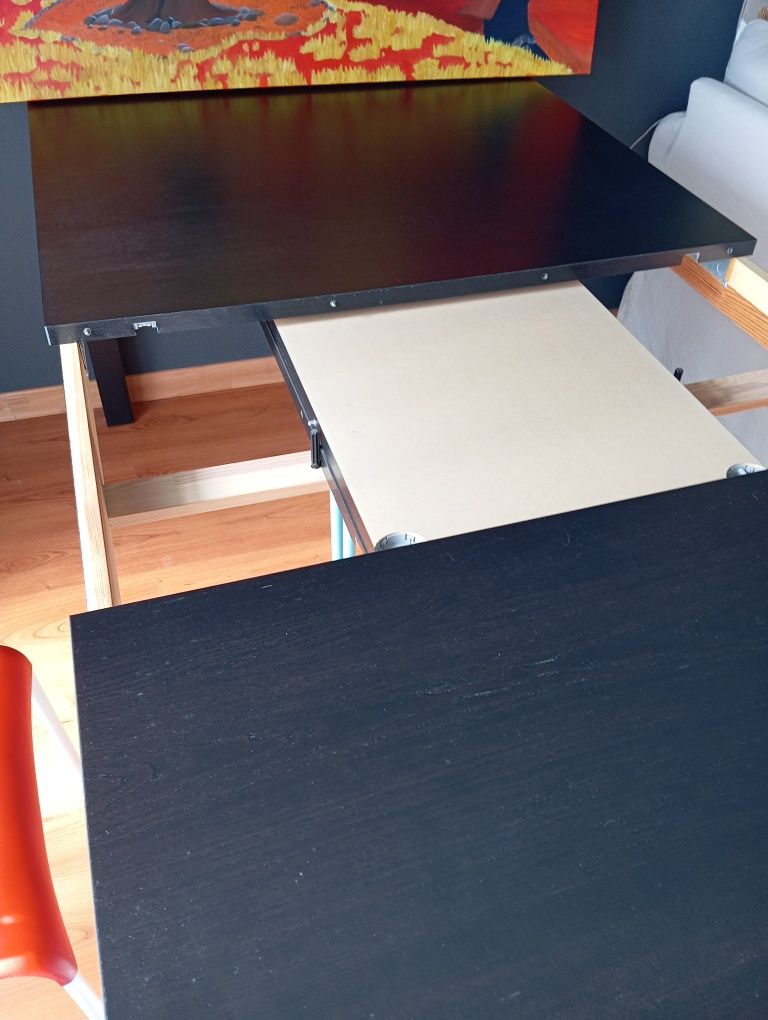 Mesa de jantar de abrir em preto