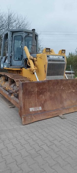 Roboty ziemne budowalne prace sprzętem budowlanym