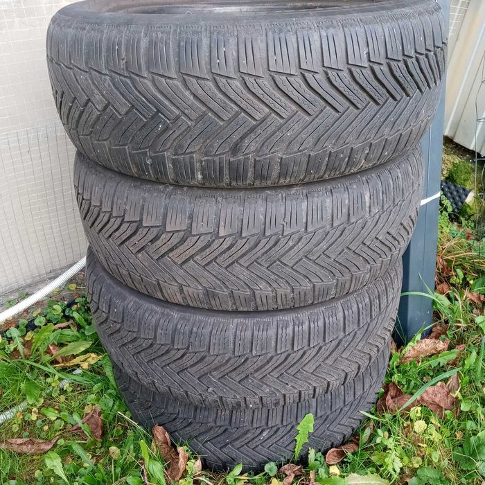 Opony zimowe 205/55 R16 komplet Michelin