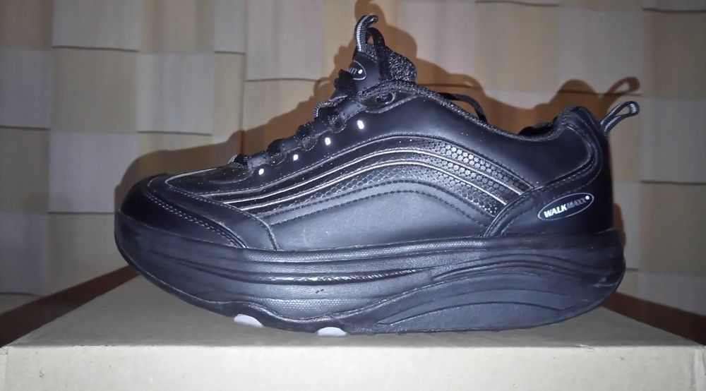 Взуття ортопедичне 'Walkmaxx'