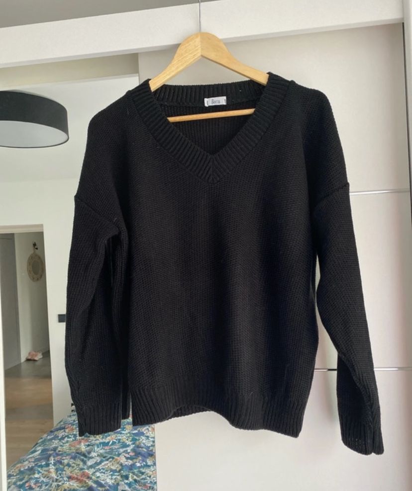 Sweter czarny Bocca