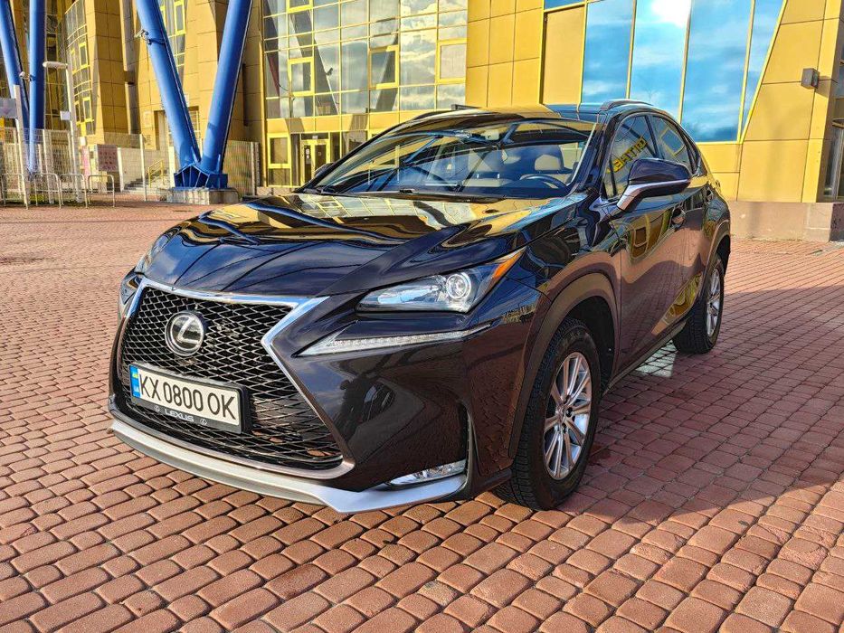 Продам Lexus NX 200t