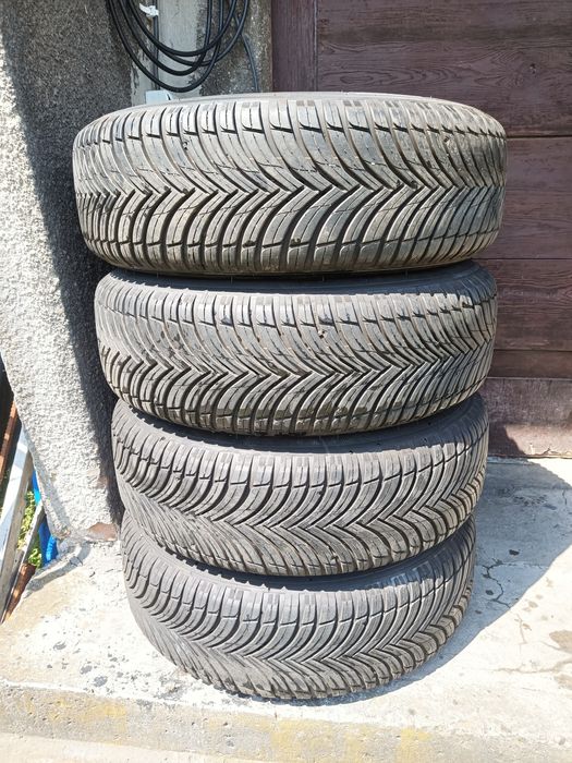 Koła VW Golf bora 195/65r15 kleber quadraxer wielosezonowe opony felgi