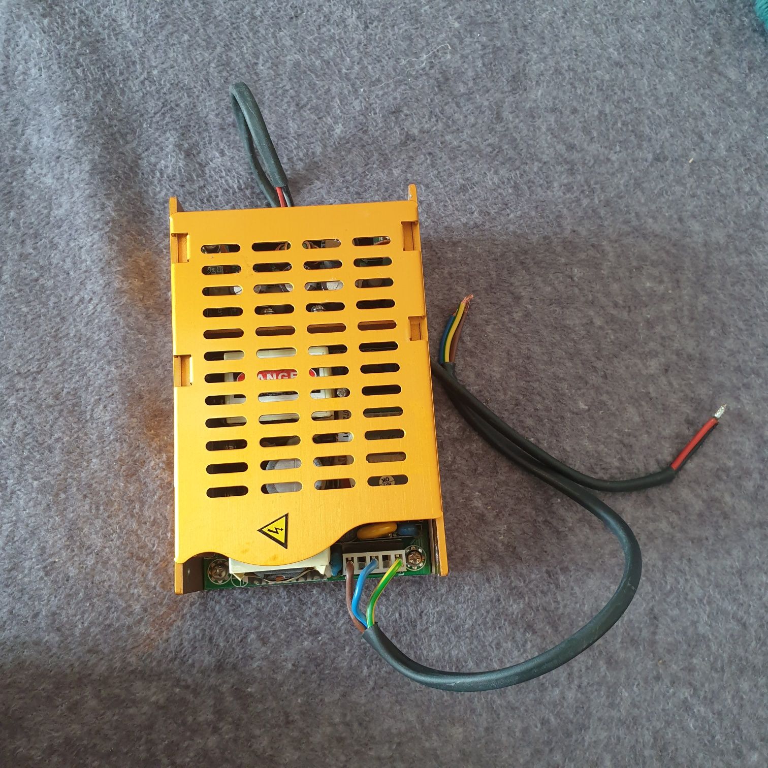Zasilacz XP POWER