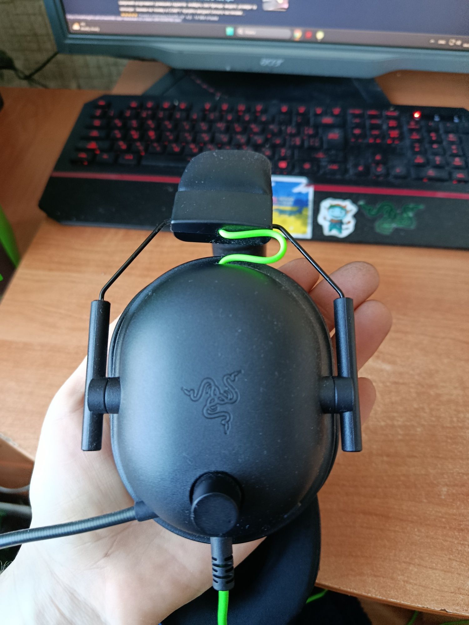Продам навушники Razer