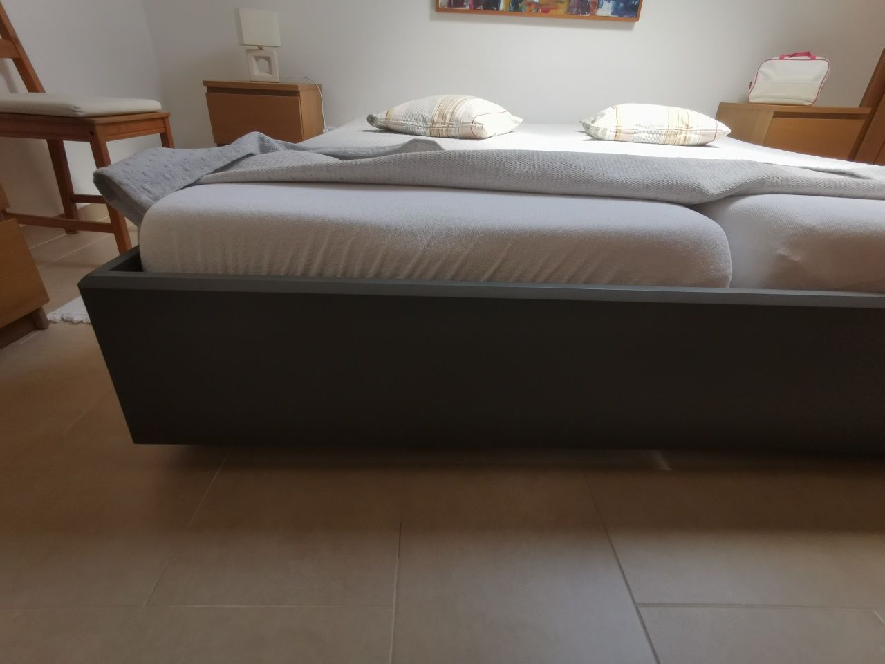 Cama de casal. Óptimo Preço. Bom estado.