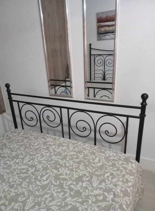 Cama de casal em ferro