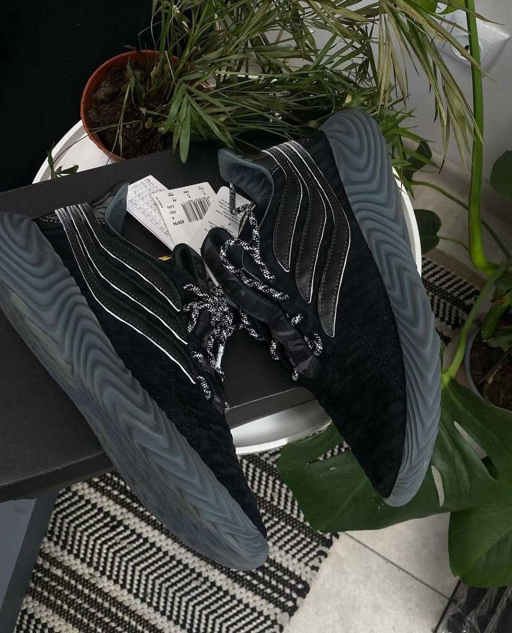 (42 розмір) Кросівки Adidas Sobakov