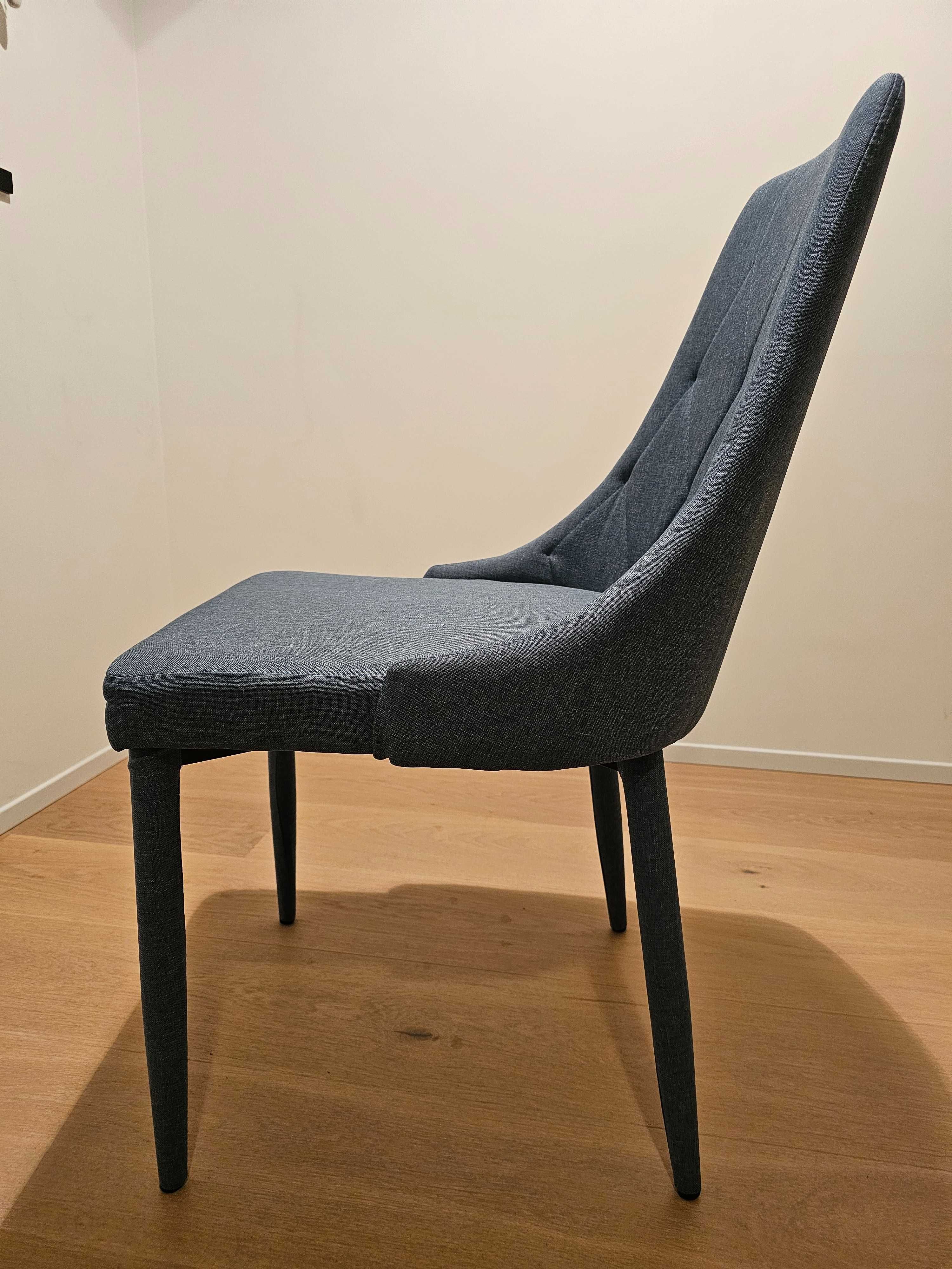 Krzesła tapicerowane, stan bardzo dobry, 4 szt.