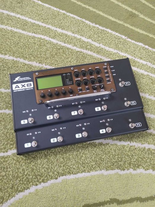 Fractal AX8 Amp Modeler/Multi-FX Processor AXE FX