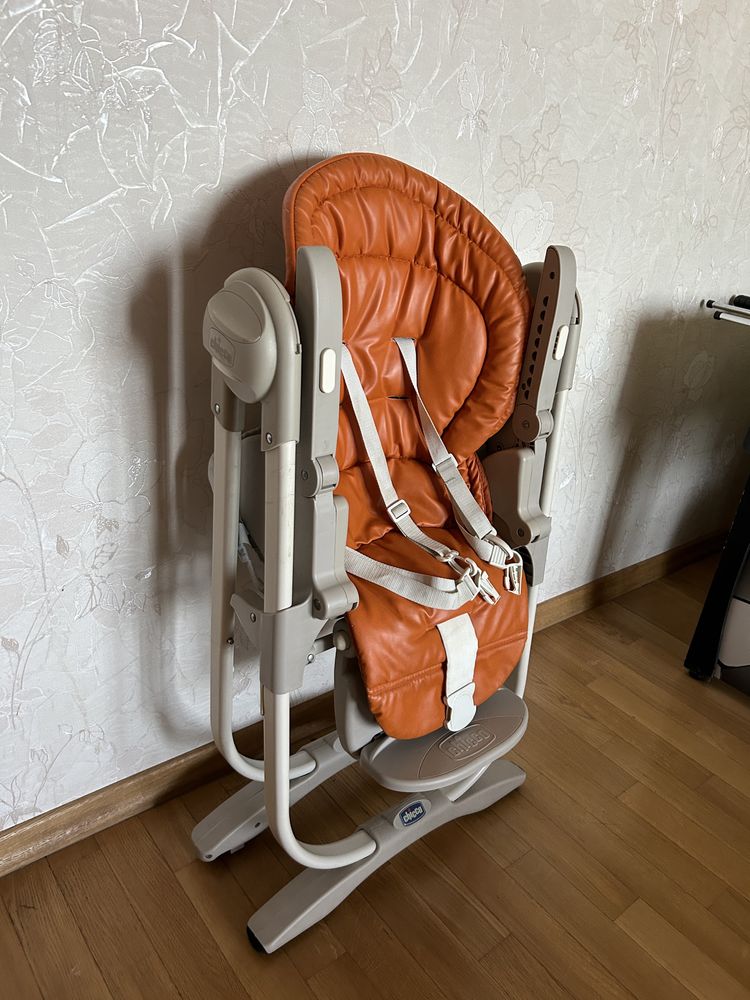 Стульчик для кормления Chicco Polly Magic  3в1 с рождения