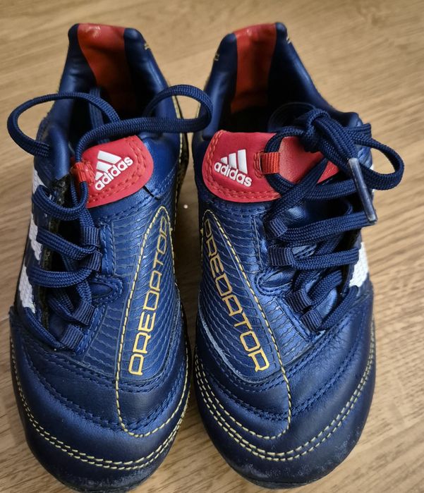 Buty Adidas do piłki nożnej